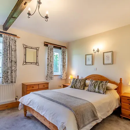 Milking Parlour - Uk48911 * Allonby